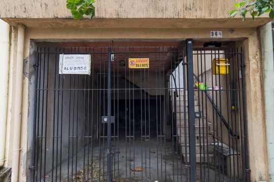 Fachada de casa à venda com 2 quartos, 72m² em Jardim Brasil (zona Sul), São Paulo