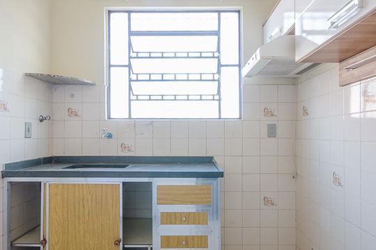 Cozinha de apartamento para alugar com 3 quartos, 60m² em Salgado Filho, Belo Horizonte