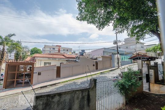 Apartamento para alugar com 3 quartos, 60m² em Salgado Filho, Belo Horizonte
