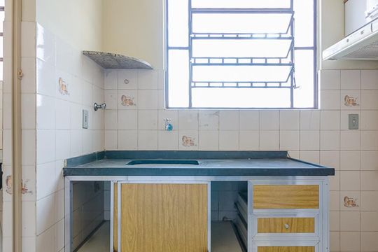 Cozinha de apartamento para alugar com 3 quartos, 60m² em Salgado Filho, Belo Horizonte