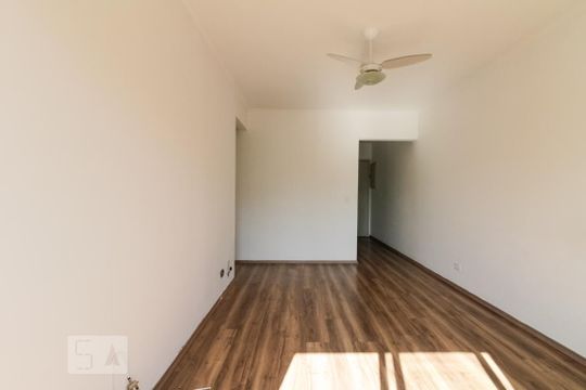 Sala de apartamento para alugar com 3 quartos, 76m² em Jardim Bonfiglioli, São Paulo