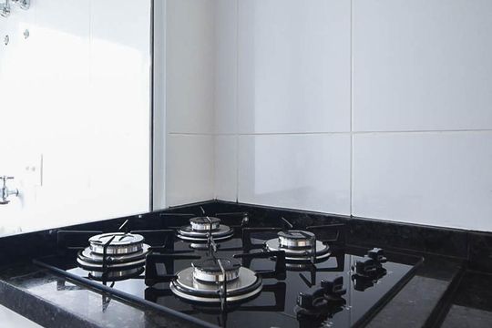 Detalhe da Cozinha de apartamento para alugar com 2 quartos, 55m² em Vila Andrade, São Paulo