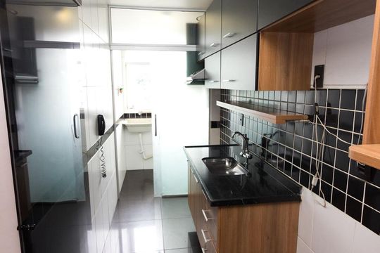 Cozinha de apartamento para alugar com 2 quartos, 58m² em Taquara, Rio de Janeiro
