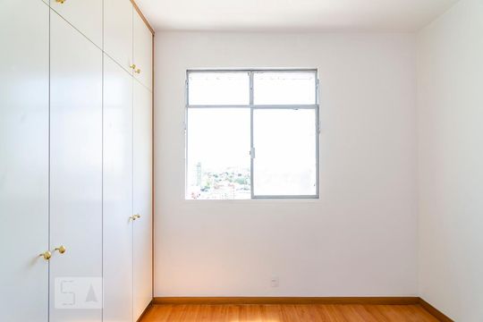 Quarto 2 de apartamento para alugar com 3 quartos, 70m² em Silveira, Belo Horizonte