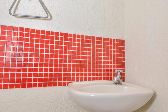 Lavabo de apartamento para alugar com 3 quartos, 100m² em Jardim Botânico, Rio de Janeiro