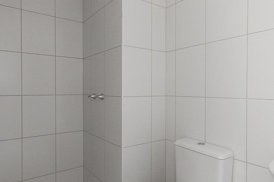 Banheiro da suíte  de apartamento para alugar com 1 quarto, 35m² em Cambuci, São Paulo