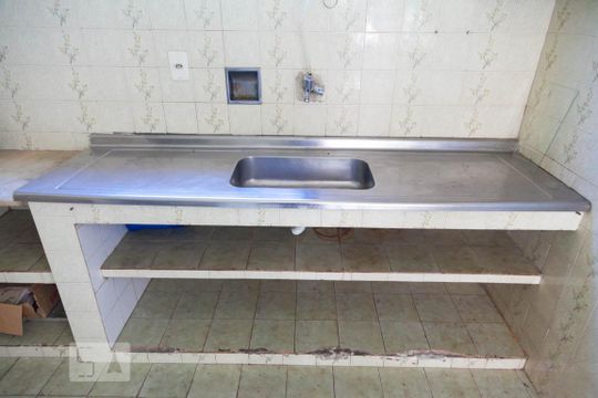 detalhe da cozinha de casa de condomínio à venda com 4 quartos, 100m² em Cachambi, Rio de Janeiro
