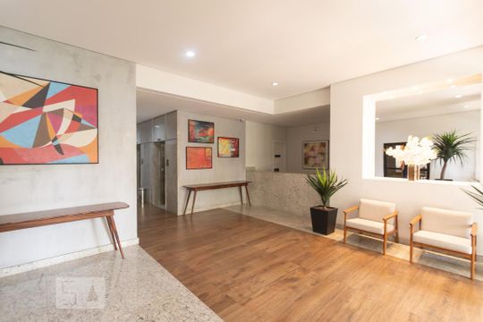 Hall Entrada de apartamento para alugar com 1 quarto, 45m² em Santo Amaro, São Paulo