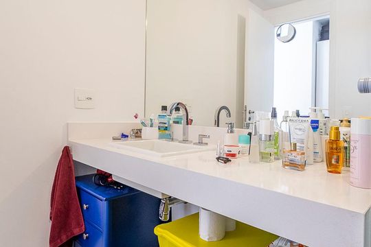 Suíte 1 - Banheiro de apartamento para alugar com 3 quartos, 149m² em Sumarezinho, São Paulo