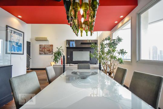 Sala de Jantar de apartamento à venda com 1 quarto, 98m² em Real Parque, São Paulo