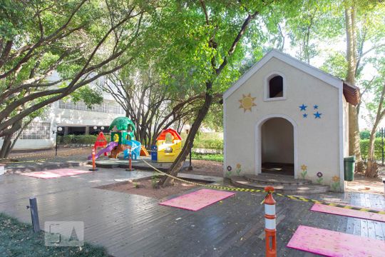 Área Comum - Playground de apartamento à venda com 2 quartos, 68m² em Passo da Areia, Porto Alegre