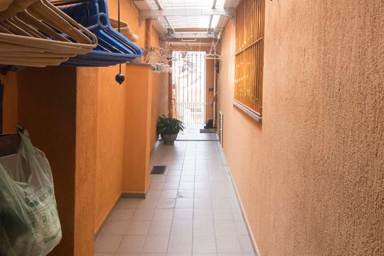 Corredor de casa à venda com 2 quartos, 120m² em Vila Pereira Barreto, São Paulo