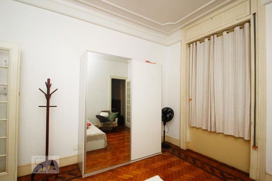 Quarto 1 de apartamento para alugar com 3 quartos, 161m² em Flamengo, Rio de Janeiro
