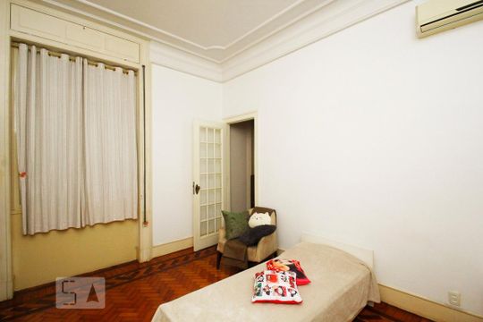 Quarto 1 de apartamento para alugar com 3 quartos, 161m² em Flamengo, Rio de Janeiro