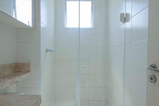 Banheiro de apartamento à venda com 2 quartos, 53m² em São Cristóvão, Rio de Janeiro