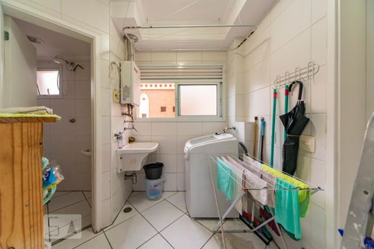 Área de Serviço de apartamento para alugar com 4 quartos, 97m² em Centro, Santo André