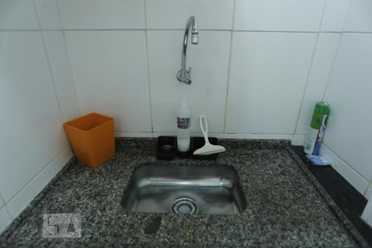 Cozinha de kitnet/studio à venda com 1 quarto, 40m² em Sé, São Paulo