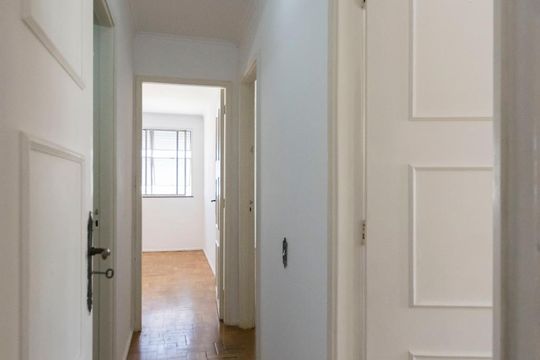Corredor de apartamento para alugar com 3 quartos, 110m² em Vila Monumento, São Paulo