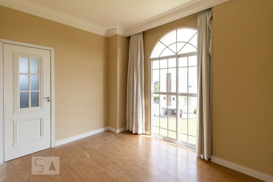 Suíte 3 de casa de condomínio para alugar com 4 quartos, 400m² em Alphaville Graciosa, Pinhais