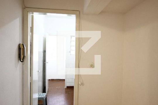 Corredor de apartamento à venda com 1 quarto, 45m² em Liberdade, São Paulo