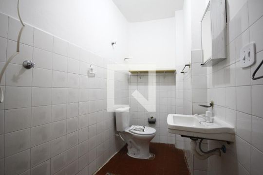 Banheiro de apartamento à venda com 1 quarto, 45m² em Liberdade, São Paulo