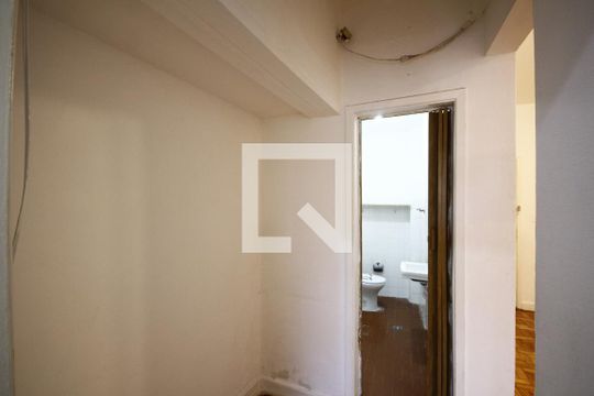 Corredor de apartamento à venda com 1 quarto, 45m² em Liberdade, São Paulo