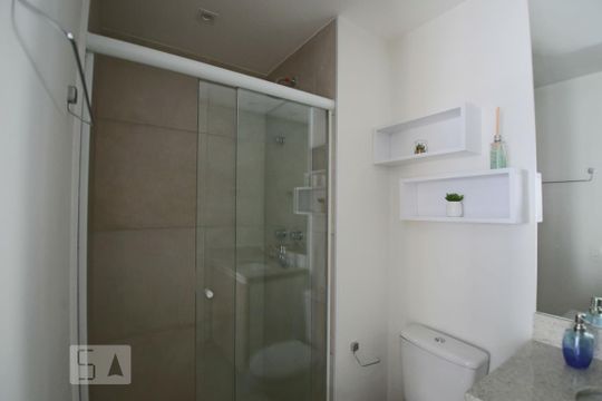 Banheiro de kitnet/studio à venda com 1 quarto, 42m² em Centro, São Paulo