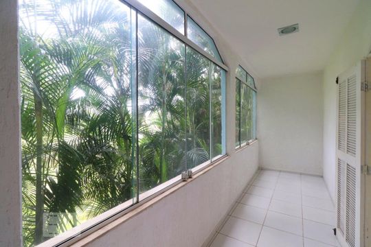 Varanda da Suíte 2 de casa de condomínio à venda com 3 quartos, 480m² em Vargem Grande, Rio de Janeiro