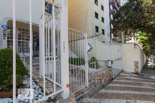 Fachada de apartamento para alugar com 1 quarto, 59m² em Mirandópolis, São Paulo