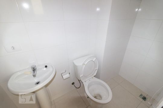 Banheiro Empregada de apartamento para alugar com 4 quartos, 255m² em Campo Comprido, Curitiba