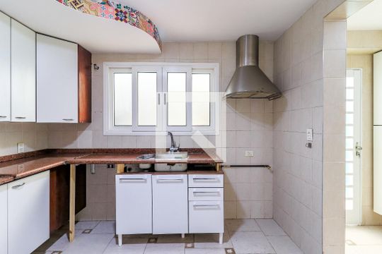 Cozinha de casa para alugar com 3 quartos, 125m² em Vila Almeida, São Paulo