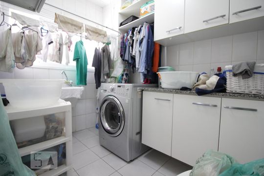 Área de serviço de apartamento à venda com 4 quartos, 145m² em Lar São Paulo, São Paulo
