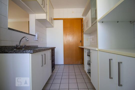 Cozinha de apartamento à venda com 3 quartos, 75m² em Vila Andrade, São Paulo