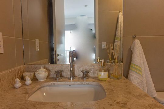 Banheiro de apartamento para alugar com 1 quarto, 32m² em Centro, Osasco