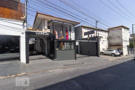 Fachada de casa para alugar com 4 quartos, 290m² em Barroca, Belo Horizonte