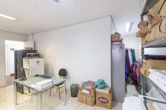 Quarto 3 de casa para alugar com 4 quartos, 290m² em Barroca, Belo Horizonte