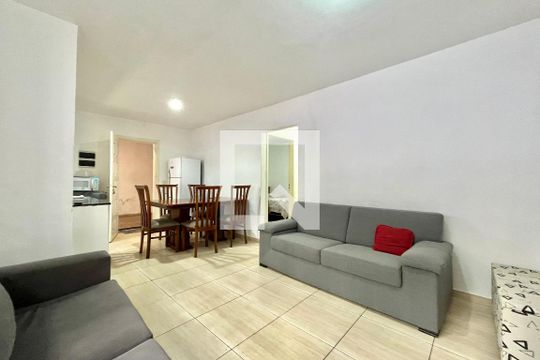 Sala de casa para alugar com 3 quartos, 170m² em Vila Santa Catarina, São Paulo