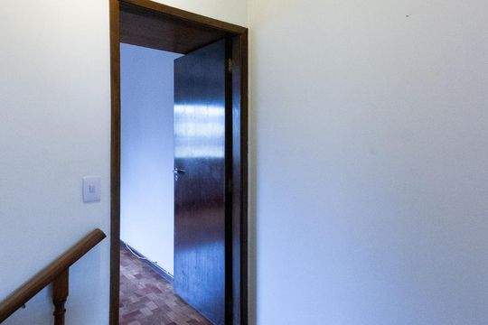 Corredor de casa à venda com 3 quartos, 112m² em Vila Olímpia, São Paulo