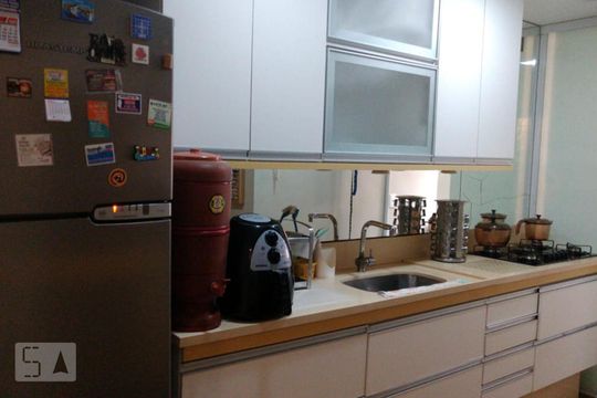 Cozinha de apartamento para alugar com 3 quartos, 112m² em Recreio dos Bandeirantes, Rio de Janeiro