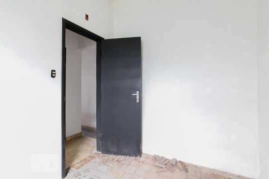 Quarto de Serviço de casa para alugar com 3 quartos, 300m² em Cidade Vargas, São Paulo