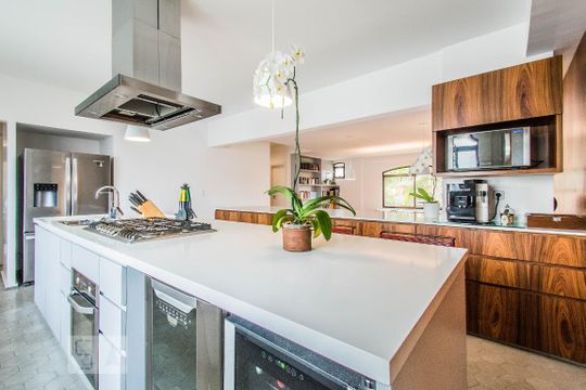Cozinha de apartamento à venda com 3 quartos, 248m² em Chácara Klabin, São Paulo