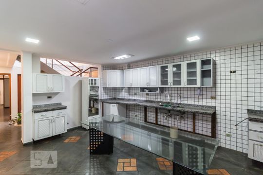 Cozinha de casa à venda com 4 quartos, 240m² em Vila Anglo Brasileira, São Paulo