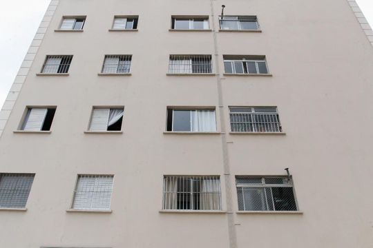 Fachada de apartamento à venda com 2 quartos, 56m² em Vila Babilônia, São Paulo