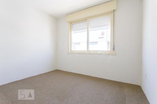 Quarto de apartamento para alugar com 1 quarto, 45m² em Passo da Areia, Porto Alegre