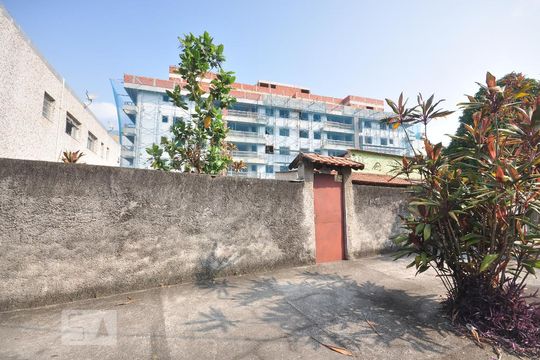Fachada Rua de casa à venda com 4 quartos, 600m² em Freguesia (jacarepaguá), Rio de Janeiro