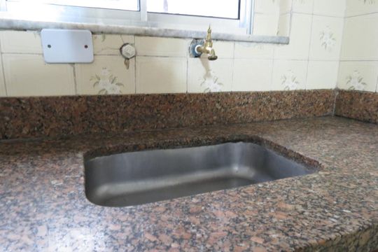 Pia da Cozinha de casa para alugar com 2 quartos, 90m² em Jardim Ester, São Paulo
