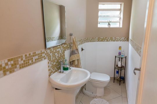 Lavabo de casa para alugar com 3 quartos, 232m² em Jardim Gumercindo, Guarulhos