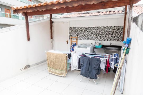 Área de Serviço de casa para alugar com 3 quartos, 217m² em Vila Nova Savoia, São Paulo