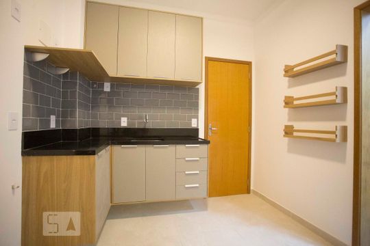 Cozinha de apartamento para alugar com 2 quartos, 80m² em Ingá, Niterói