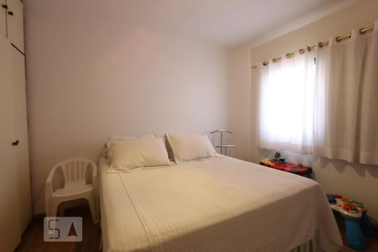 suite de apartamento para alugar com 3 quartos, 250m² em Vila Suzana, São Paulo